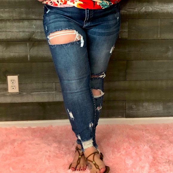 Cello Plus Jeans Mid Rise Distress Crop Skinny - Picture 5 of 14